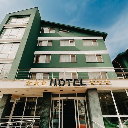 Hotel Atlantis Tulcea Ngoại thất bức ảnh